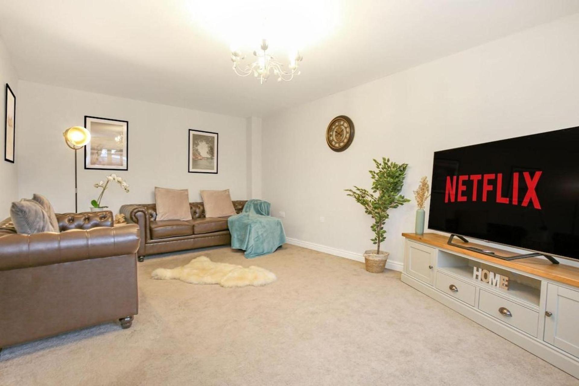 Detached 4 Bed-Ultrafast Wifi Garden Free Parking Villa Milton Keynes Luaran gambar